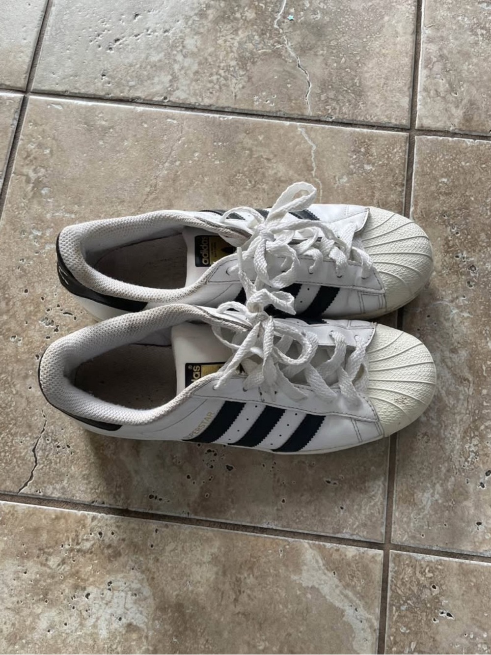 Adidas Superstar